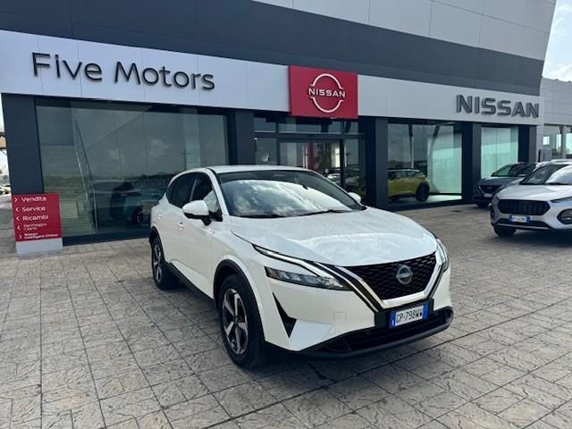 Nissan Qashqai 1.3 mhev N Connecta 2wd 140cv usato a TARANTO