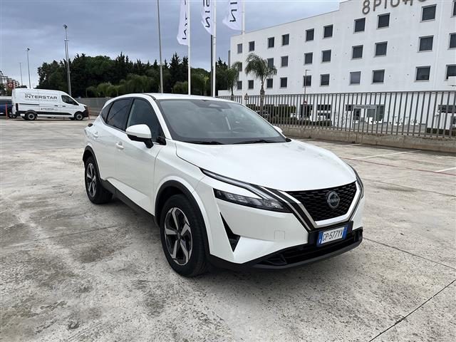 Nissan Qashqai 1.3 mhev N Connecta 2wd 140cv usato a TARANTO