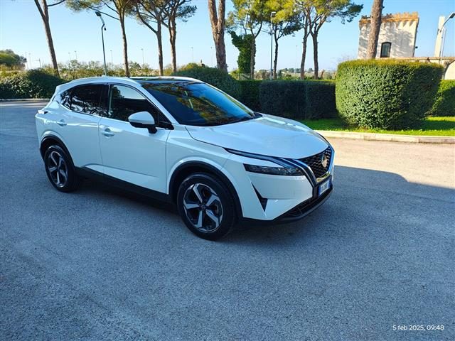Nissan Qashqai 1.3 mhev N Connecta 2wd 140cv usato a TARANTO