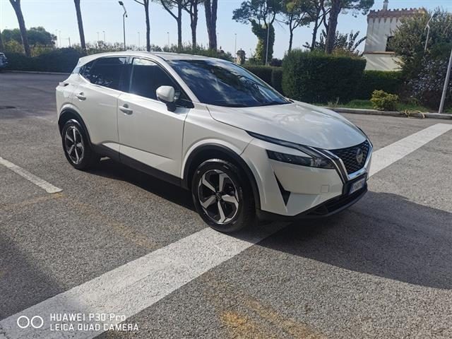 Nissan Qashqai 1.3 mhev N Connecta 2wd 140cv usato a TARANTO