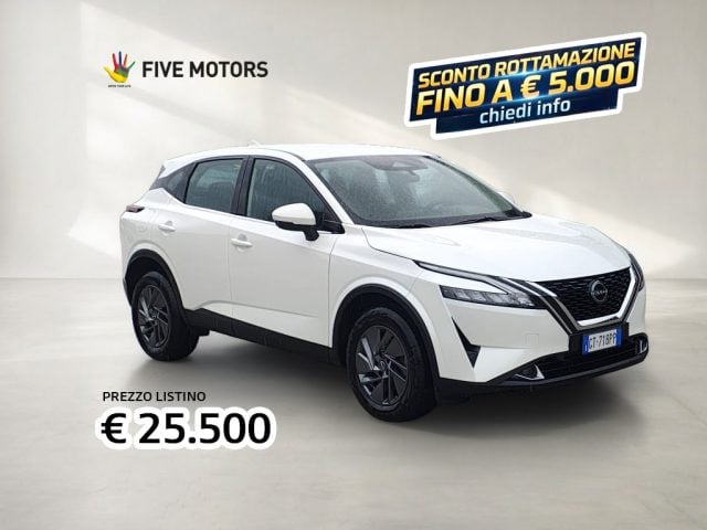 Nissan Qashqai MHEV 158 CV Xtronic Business, del 2024, 19.426 km, in vendita a Taranto (TA)