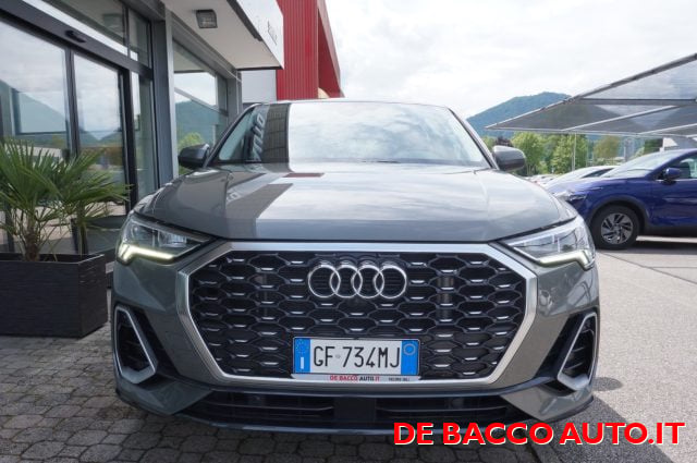 Audi Q3 SPB 45 TFSIe S tronic S line PLUG-in - foto 2 di 20