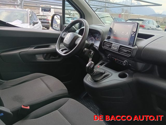 Citroen Berlingo BlueHDi 100 Van 3 posti + IVA (OK NEOPATENTATI), del 2020, 72.800 km, in vendita a Feltre (BL)