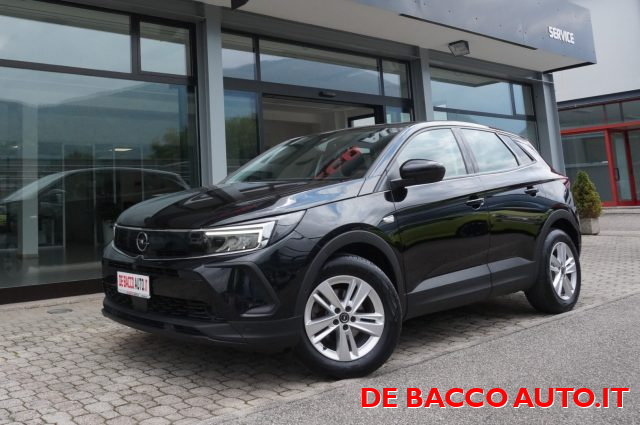 Opel Grandland 1.2 Turbo 12V 130 CV Business (OK NEOPATENTATI) usato a FELTRE