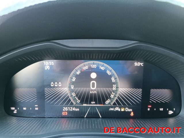 Skoda Kamiq 1.0 TSI 95 CV Selection OK NEOPATENTATI, del 2025, 26.100 km, in vendita a Feltre (BL)