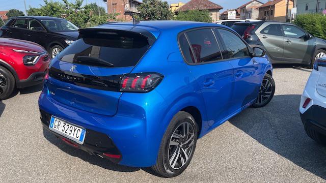 Peugeot 208 1.2 100cv 5p GT - foto 2 di 4