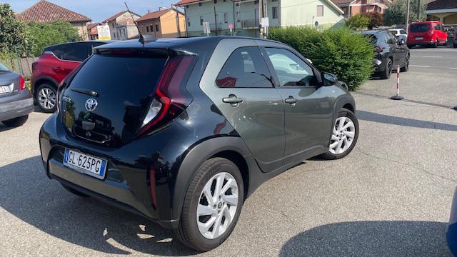 Toyota Aygo X 1.0 VVT-i 72cv 5p Trend Air - foto 2 di 4