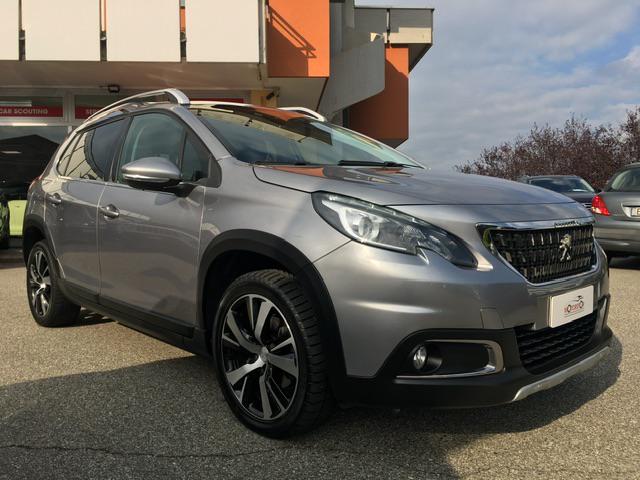 Peugeot 2008 1.2 130cv Allure - foto 3 di 4