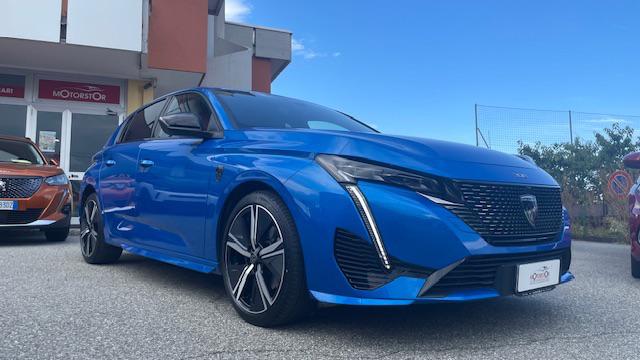 Peugeot 308 BlueHDi 130 EAT8 GT - foto 3 di 4