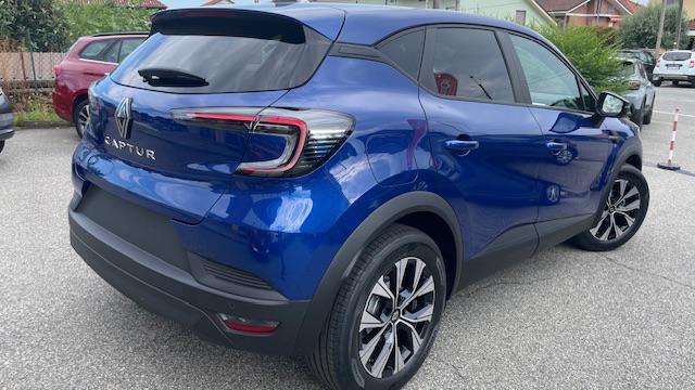 Renault Captur EVO Eco-G 120 Pack Style Comfort Winter - foto 2 di 4