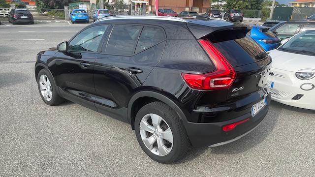 Volvo XC40 D3 AWD Geartronic Business Plus - foto 4 di 4