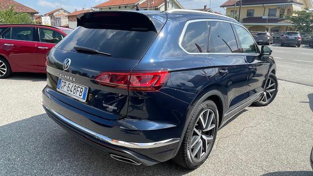 Volkswagen Touareg 3.0 V6 TSI eHybrid Atmosphere *Iva deducibile - foto 2 di 4