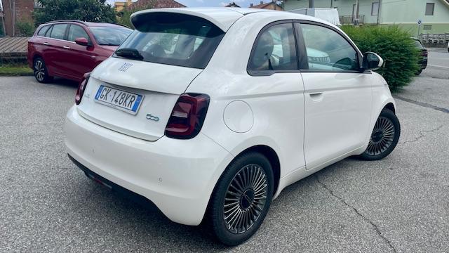 Fiat 500e Berlina 42 kWh Icon+ Navi *PERFETTA* - foto 2 di 4