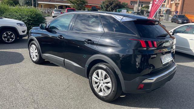 Peugeot 3008 BlueHDi 130 S&S Active - foto 2 di 13