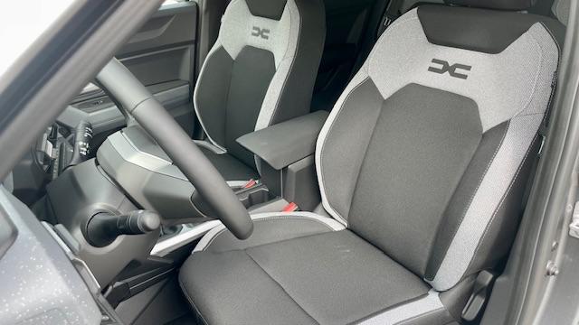 Dacia Duster Eco-G 120cv Journey + Pack Winter - foto 4 di 4
