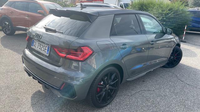 Audi A1 SPB 40 TFSI S tronic Identity Black *pari al nuovo - foto 2 di 4