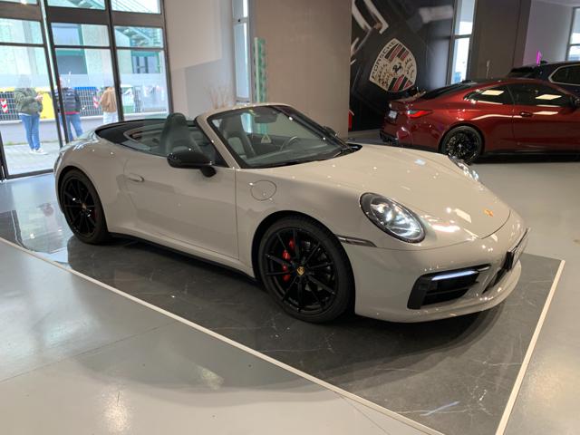 Porsche 911 Carrera Cabriolet - foto 4 di 4