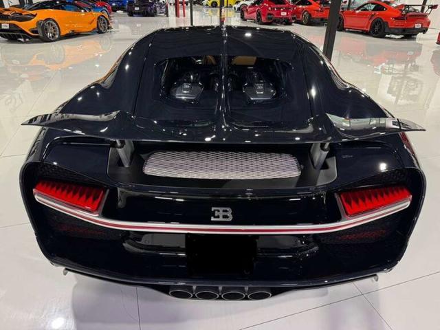 Bugatti Chiron CHIRON SPORT 8.0 W16 1500HP "1 OF 500" - foto 3 di 4