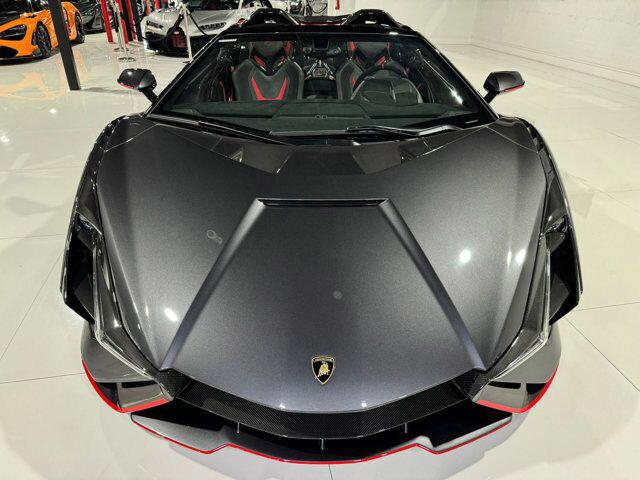 Lamborghini Other SIAN ROADSTER V12 819HP "1 di 19 ESEMPLARI" - foto 2 di 4