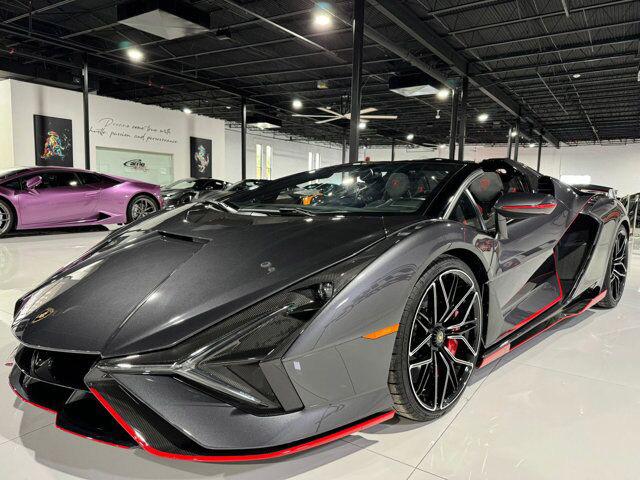 Lamborghini Other SIAN ROADSTER V12 819HP "1 di 19 ESEMPLARI" usato a AGLIANA