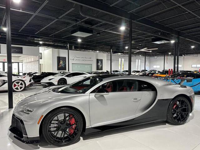 Bugatti Chiron CHIRON PUR SPORT 8.0 W16 1500HP "1 OF 60" usato a AGLIANA