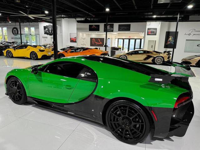 Bugatti Chiron CHIRON PUR SPORT 8.0 W16 1500HP "1 OF 60" - foto 4 di 4