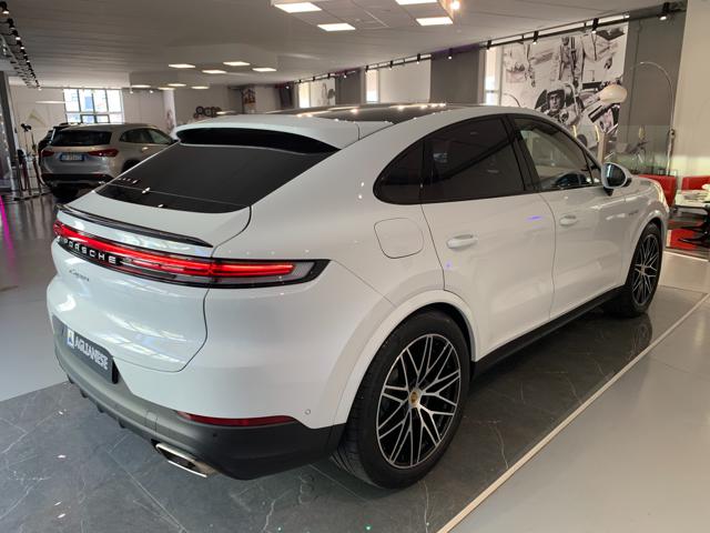 Porsche Cayenne Coup� 3.0 V6 E-Hybrid - foto 4 di 4