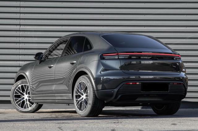 Porsche Macan EV 4S "CON VINCOLO FINANZIAMENTO IN SEDE" - foto 3 di 4