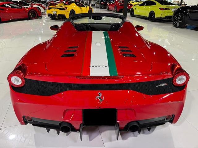 Ferrari 458 458 Speciale Aperta "ROSSO CORSA LIVREA TRICOLORE" - foto 4 di 4