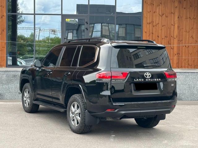 Toyota Land Cruiser 300 3.5 V6 305KW 415HP 7 POSTI CORAZZATO B6/VR7 - foto 4 di 4