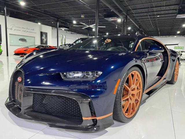 Bugatti Chiron CHIRON PUR SPORT 8.0 W16 1500HP 1 OF 60 - foto 2 di 4