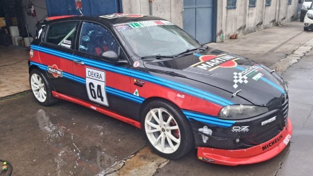 Alfa Romeo 147 1.9 JTD (100 CV) cat 5p. Impression, del 2003, 500 km, in vendita a Pieve Emanuele (MI)