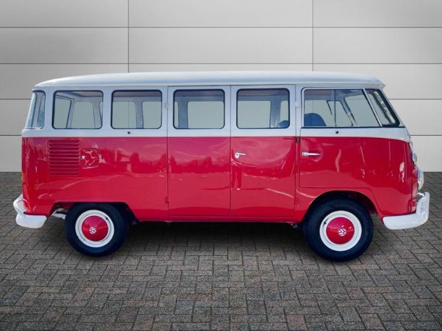 Volkswagen T2 9 POSTI usato a FILAGO