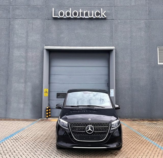 Mercedes-Benz V 250 d Automatic Avantgarde ExtraLong - foto 2 di 14
