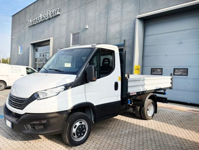 Iveco Daily 35C14 rib.le 3 lati Cantoni, del 2024, 52.714 km, in vendita a Filago (BG)