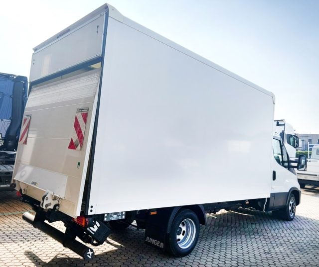 Iveco Daily 35C16 box+sponda - foto 4 di 4