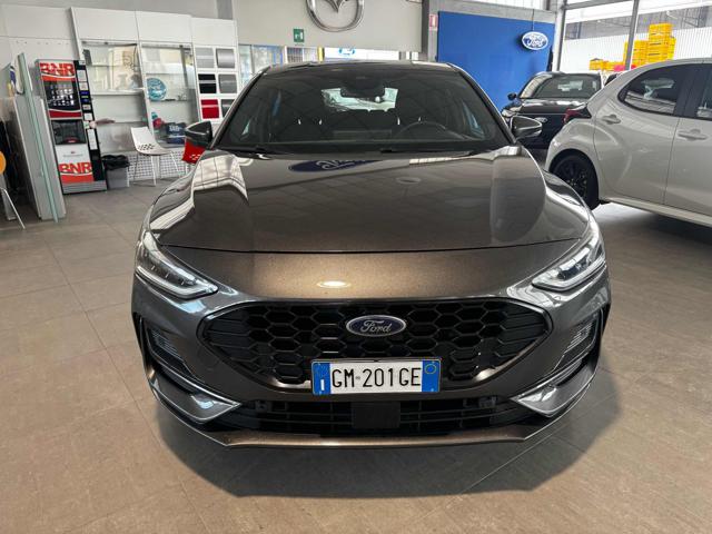 Ford Focus 1.0 EcoBoost Hybrid 125 CV 5p. ST-Line - foto 2 di 4