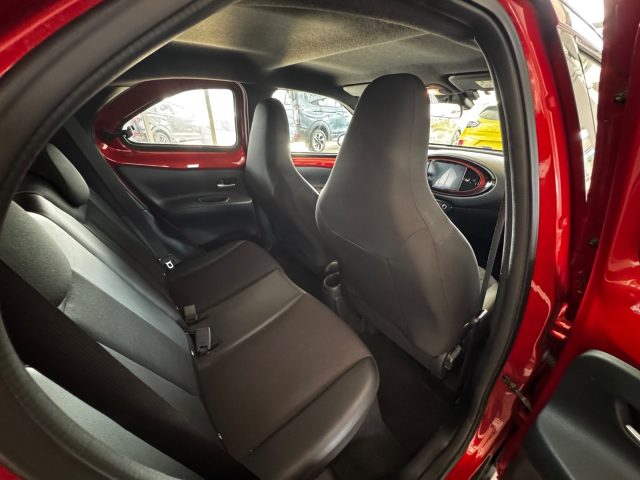 Toyota Aygo X 1.0 VVT-i 72 CV 5 porte Lounge Air usato a IMOLA