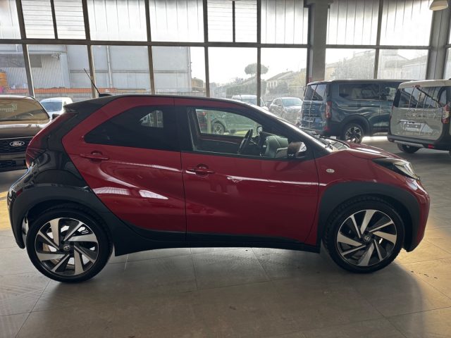 Toyota Aygo X 1.0 VVT-i 72 CV 5 porte Lounge Air - foto 4 di 4