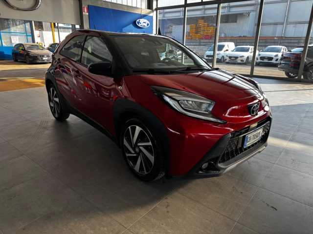 Toyota Aygo X 1.0 VVT-i 72 CV 5 porte Lounge Air - foto 3 di 4
