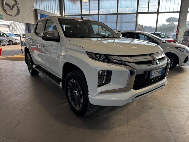 Mitsubishi L200 2.3 D Doub.Cab 4x4 Sup.Select P2.Intouch Diamond a - foto 3 di 4