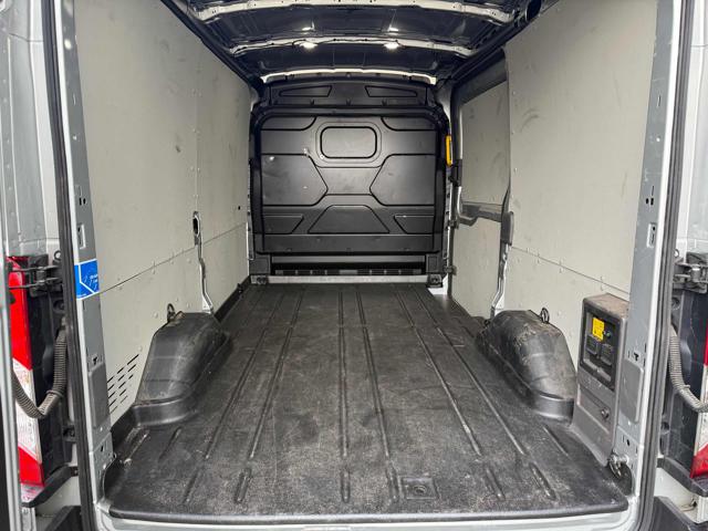 Ford E-Transit 350 Batteria 68kWh 269CV PM-TM Furgone Trend usato a IMOLA