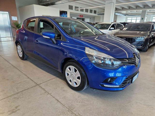 Renault Clio dCi 8V 75 CV 5 porte - foto 3 di 4