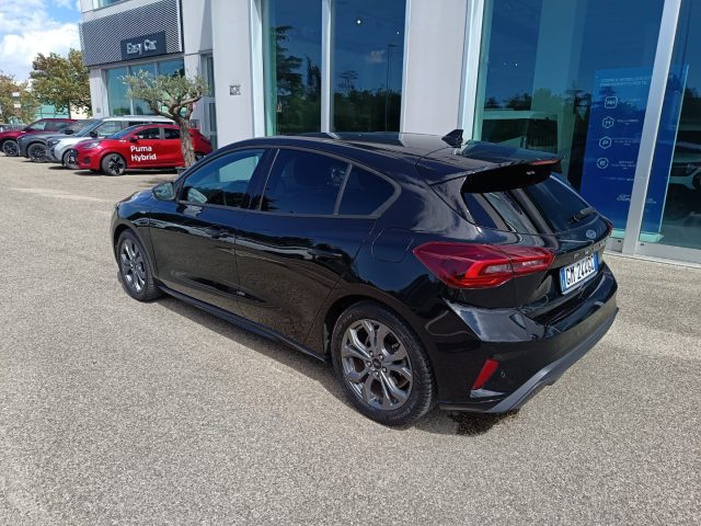 Ford Focus 1.0 EcoBoost Hybrid 125 CV 5p. ST-Line X - foto 3 di 4