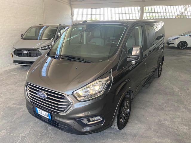 Ford Tourneo Custom 320 2.0 EcoBlue 185CV aut. PL Titanium X usato a IMOLA