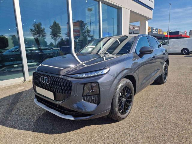 Audi Q3 SPB TDI 110 kW S tronic Business Advanced nuovo a IMOLA