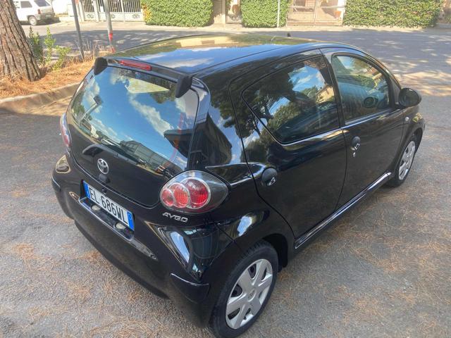 Toyota Aygo 1.0 12V VVT-i 5 porte - foto 4 di 4