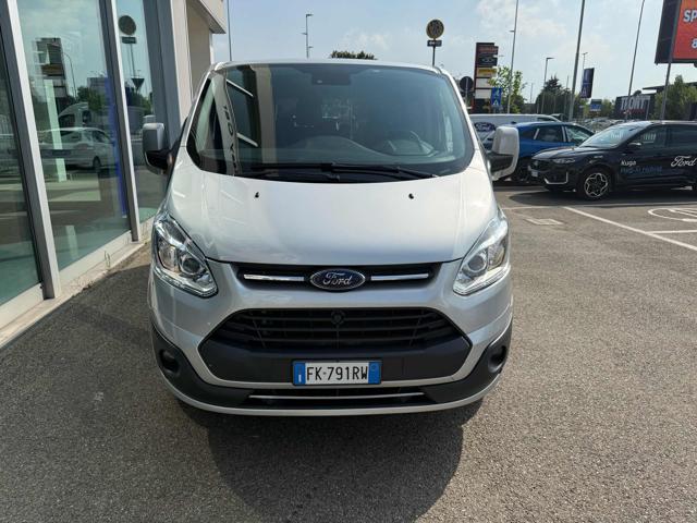 Ford Tourneo Custom 310 2.0 TDCi 130CV PC Titanium 9 posti - foto 2 di 4