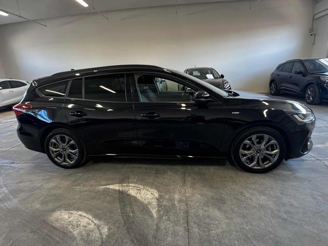 Ford Focus 1.0 EcoBoost Hybrid 125 CV SW ST-Line - foto 4 di 4