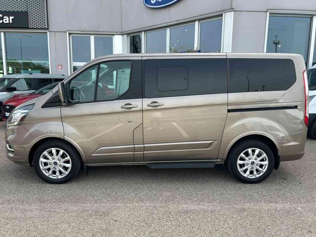 Ford Tourneo Custom 320 2.0 TDCi 130CV MHEV PC Titanium - foto 3 di 17